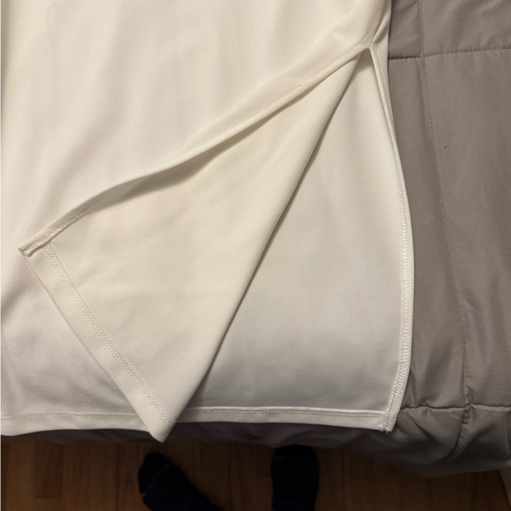 Windsor sleeveless white dress with side split and Cris’s Cris’s in the back. - Picture 2 of 9